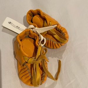 Children’s leather moccasin booties